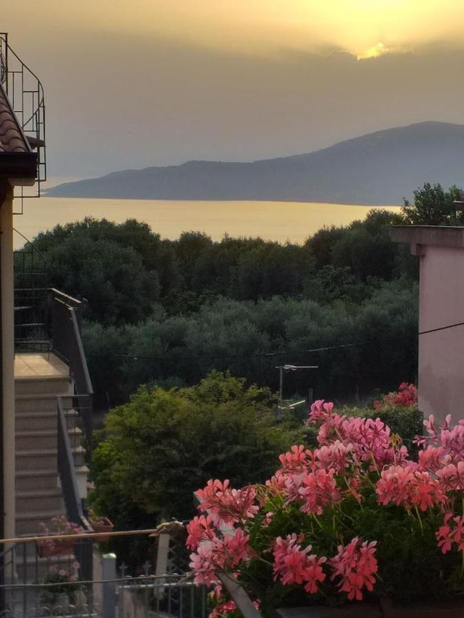 Casa Ester Ascea Bagian luar foto